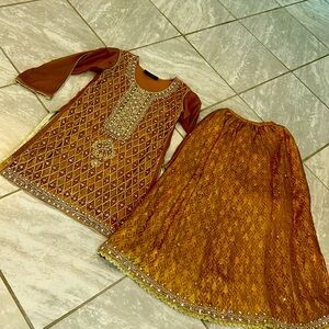 2 pieces Pakistani dress